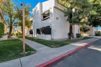 3119 W Cochise Dr #136, Phoenix, AZ 85051