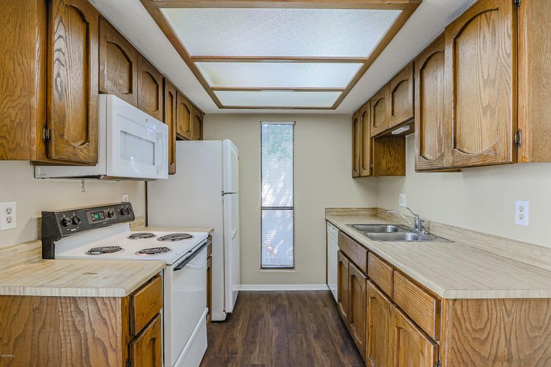 3119 W Cochise Dr #246, Phoenix, AZ 85051