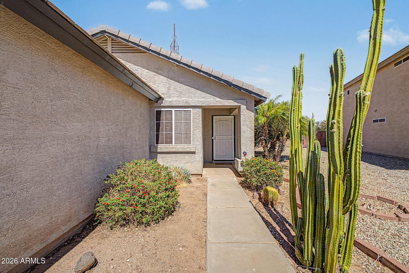31193 Mesquite Way, San Tan Valley, AZ 85143
