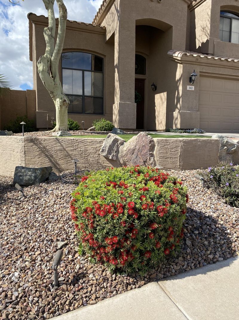 312 E Glenhaven Dr, Phoenix, AZ 85048