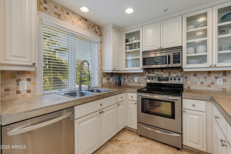 312 Hardy Dr #106, Tempe, AZ 85281