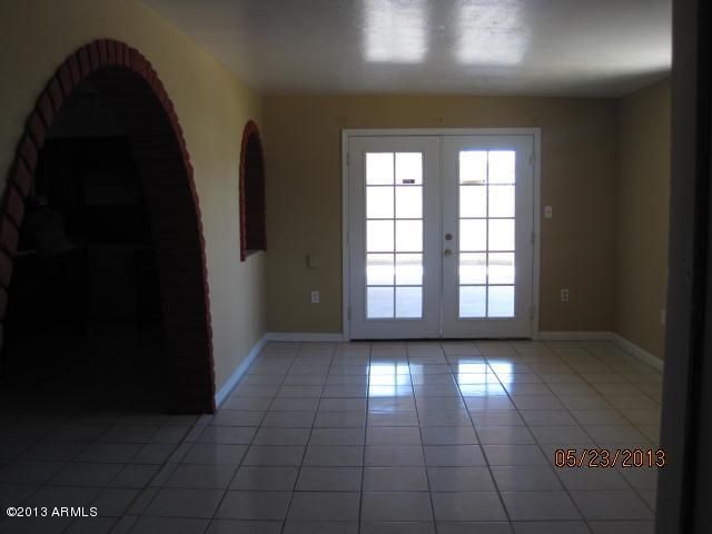 3120 N 64th Dr, Phoenix, AZ 85033