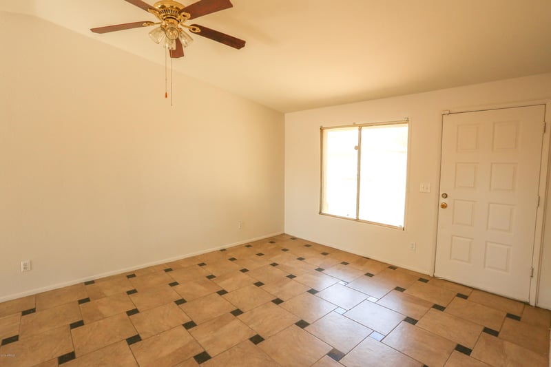 3120 N 67th Ln #6, Phoenix, AZ 85033