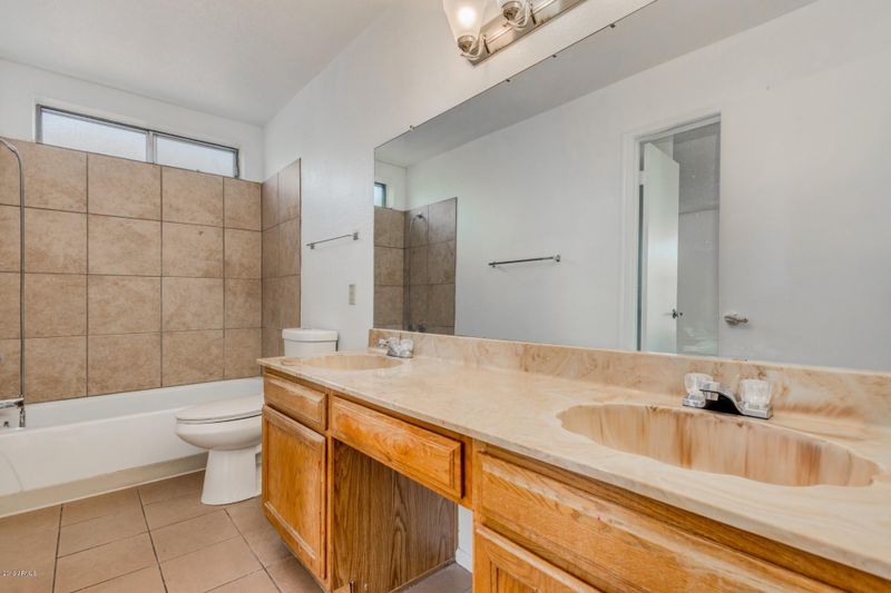 3120 N Longmore St, Chandler, AZ 85224