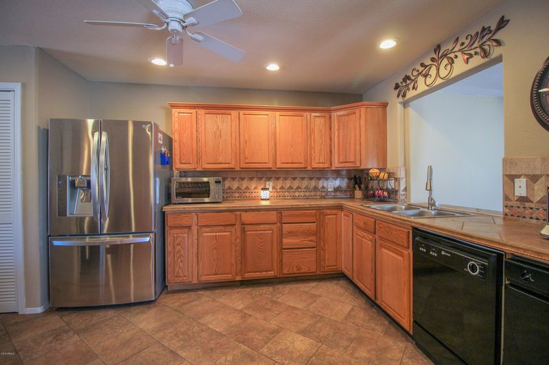 3120 S Dromedary Dr, Tempe, AZ 85282