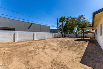 3121 35th Dr, Phoenix, AZ 85019