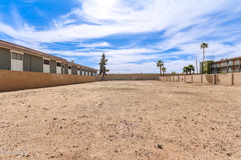 3121 Black Canyon Hw #C, Phoenix, AZ 85015