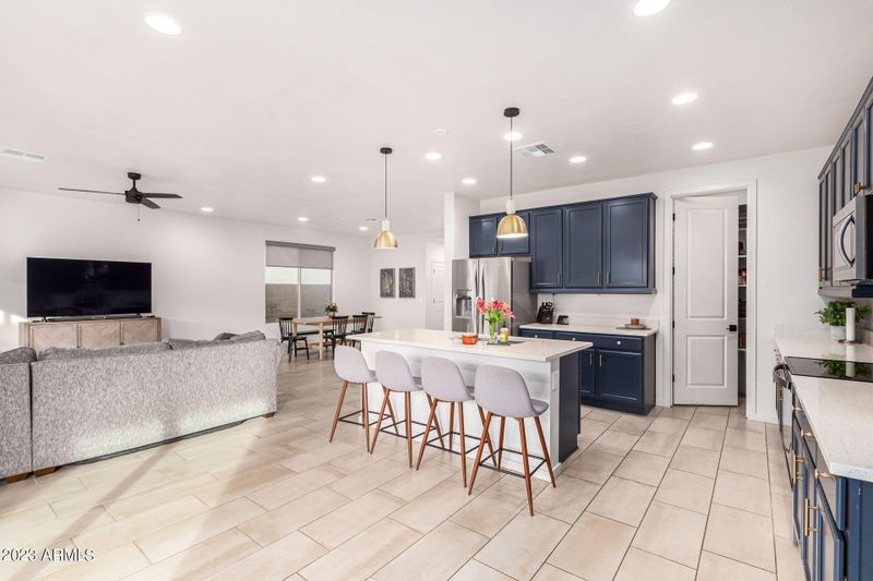 3121 E Louise Dr, Phoenix, AZ 85050