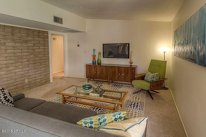 3121 E Shangri La Rd, Phoenix, AZ 85028