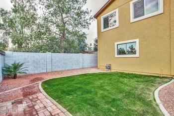 3121 Greenway Rd, Phoenix, AZ 85053
