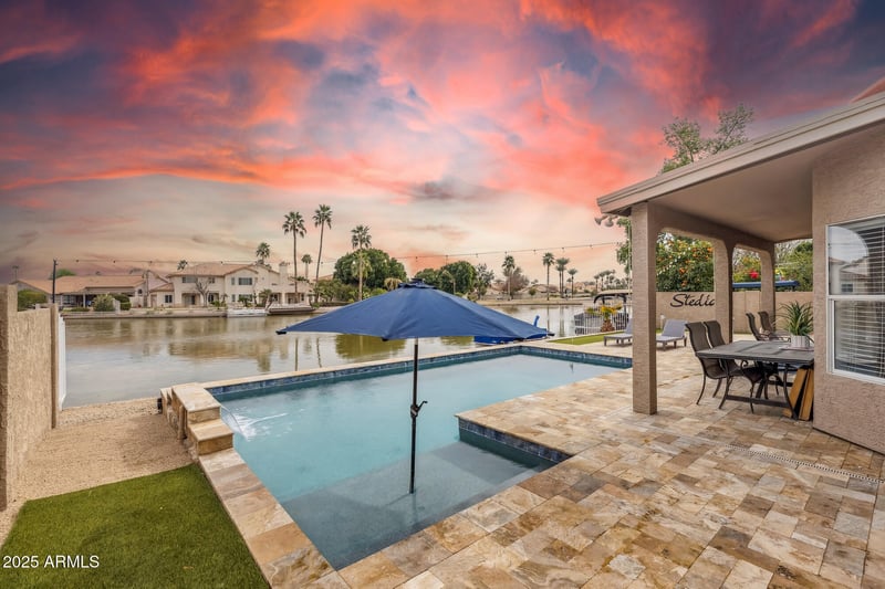 3121 Meadow Dr, Avondale, AZ 85392