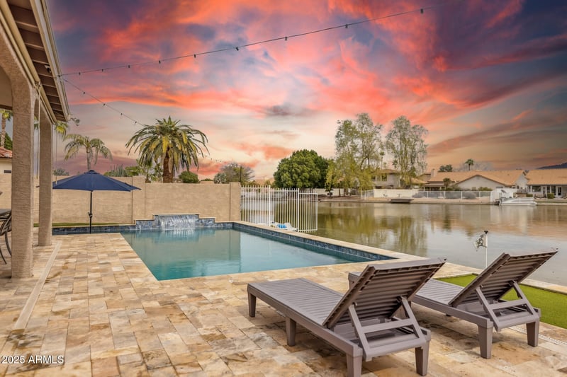 3121 Meadow Dr, Avondale, AZ 85392