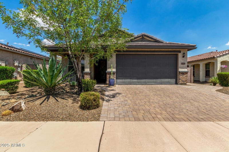 31219 6th Pl, Phoenix, AZ 85085
