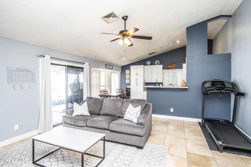 3122 E Charleston Ave, Phoenix, AZ 85032