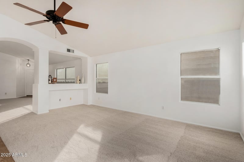 3122 E Wahalla Ln, Phoenix, AZ 85050