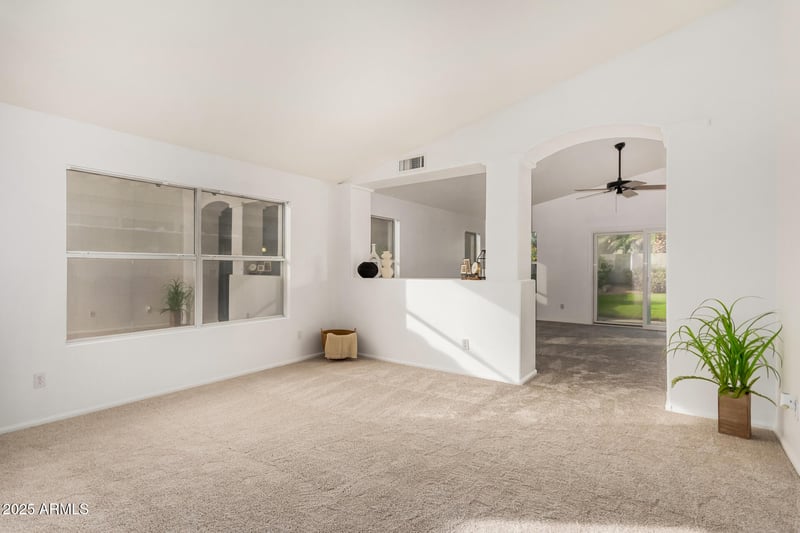 3122 E Wahalla Ln, Phoenix, AZ 85050