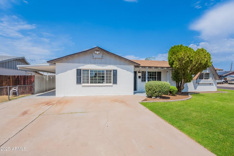 3122 Joan De Arc Ave, Phoenix, AZ 85029