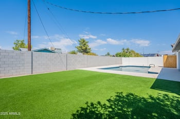 3122 Joan De Arc Ave, Phoenix, AZ 85029