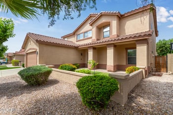 3122 Molly Ln, Phoenix, AZ 85083