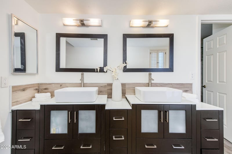 3122 Rose Ln, Phoenix, AZ 85016