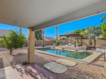 3122 Vista Bonita Dr, Phoenix, AZ 85027