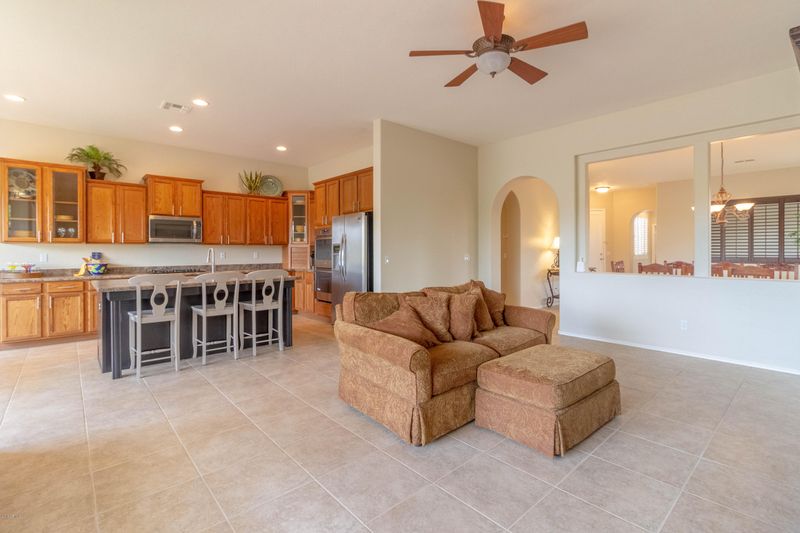 3122 W Eagle Claw Dr, Phoenix, AZ 85086