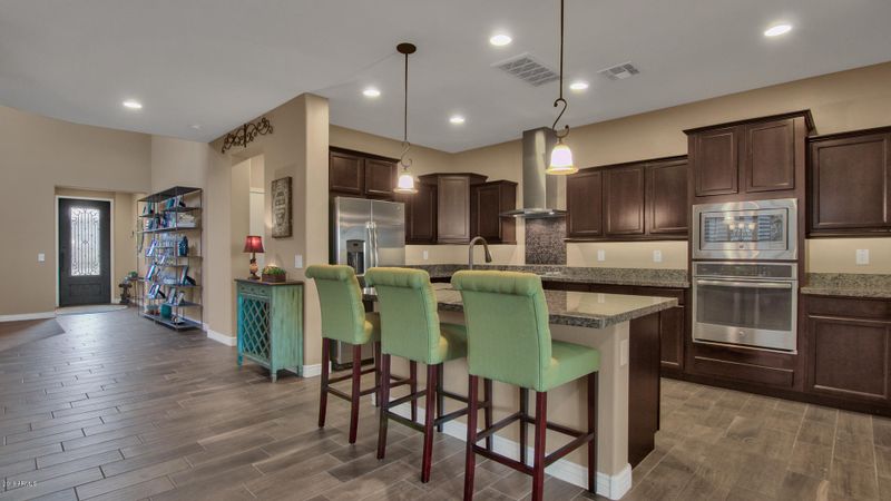 31226 N 26th Glen, Phoenix, AZ 85085