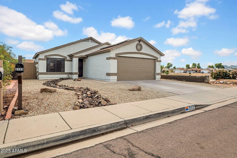 3123 Via Montoya Dr, Phoenix, AZ 85027