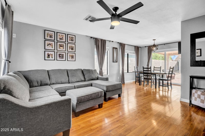 3123 Via Montoya Dr, Phoenix, AZ 85027