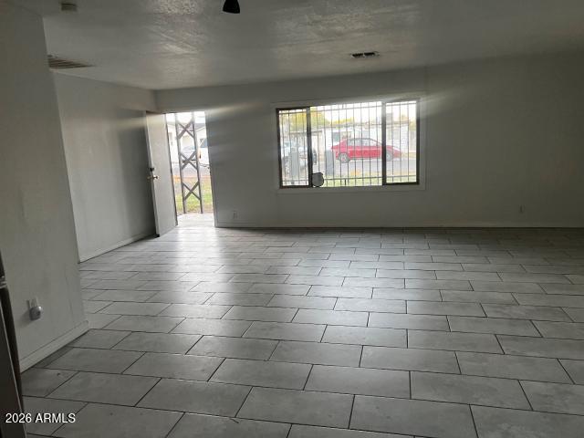 3123 W Holly St, Phoenix, AZ 85009