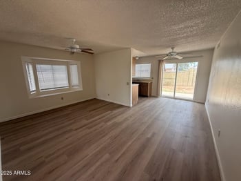 3124 Mohawk Ln, Phoenix, AZ 85027