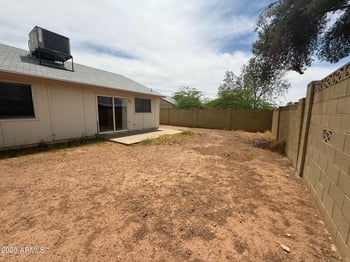 3124 Mohawk Ln, Phoenix, AZ 85027