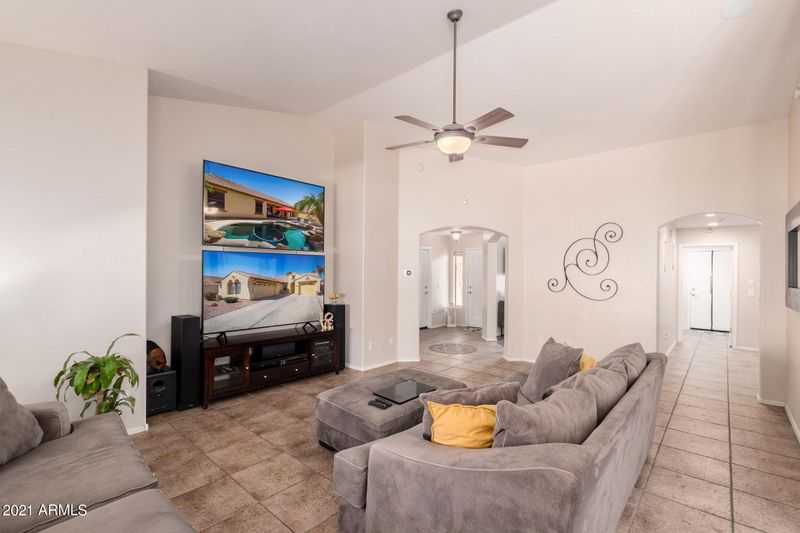 3124 S Martingale Rd, Gilbert, AZ 85295