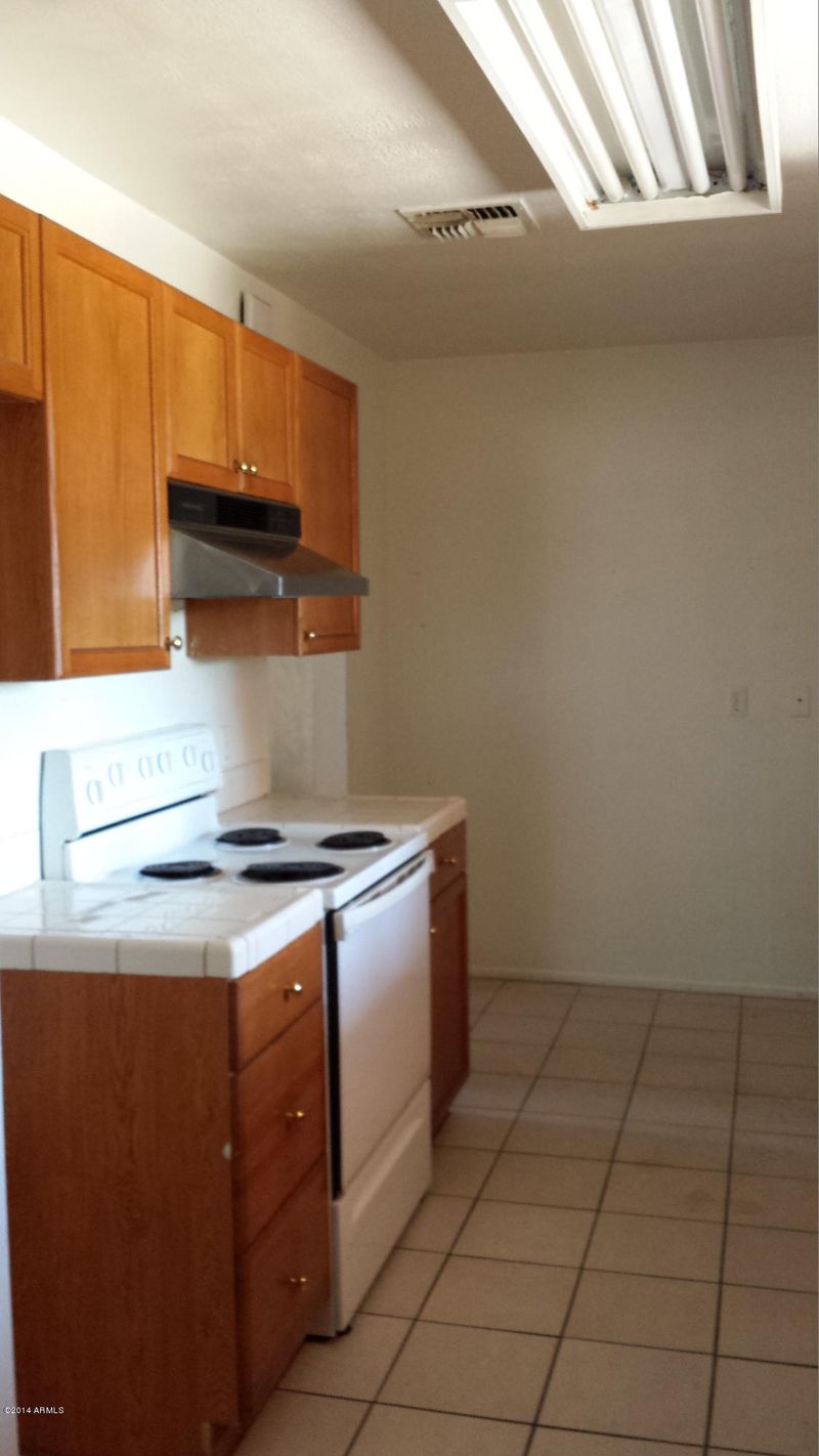 3125 W Solano Dr S, Phoenix, AZ 85017