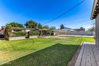 3126 42nd St, Phoenix, AZ 85018