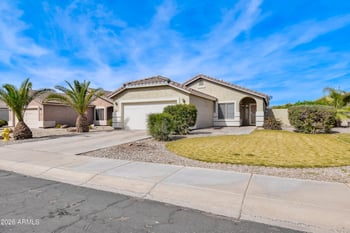 3126 Desert Ln, Gilbert, AZ 85234