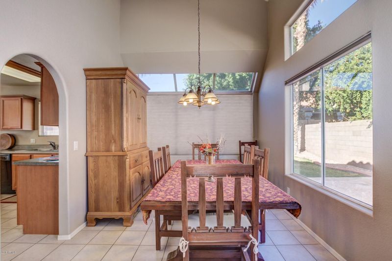 3126 E Cottonwood Ln, Phoenix, AZ 85048
