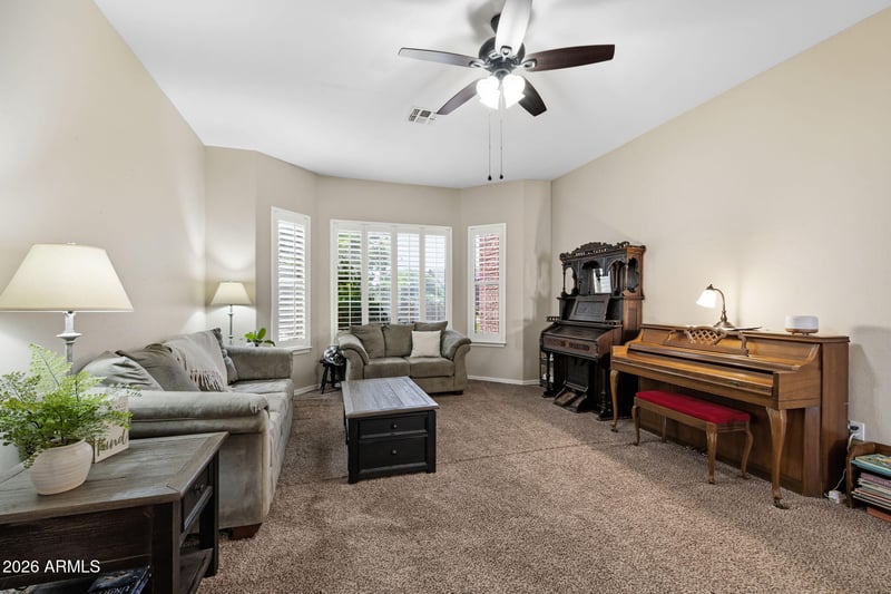 3126 Gary St, Mesa, AZ 85213
