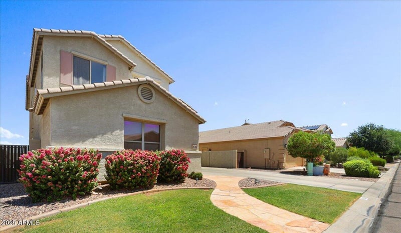 3126 Silversmith Trl, San Tan Valley, AZ 85143