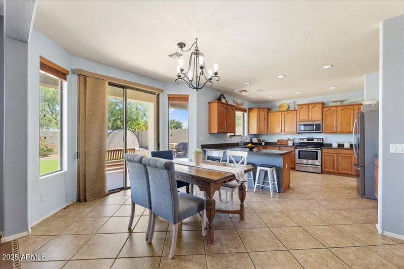 3126 Silversmith Trl, San Tan Valley, AZ 85143