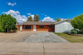 3126 Stella Ln, Phoenix, AZ 85017