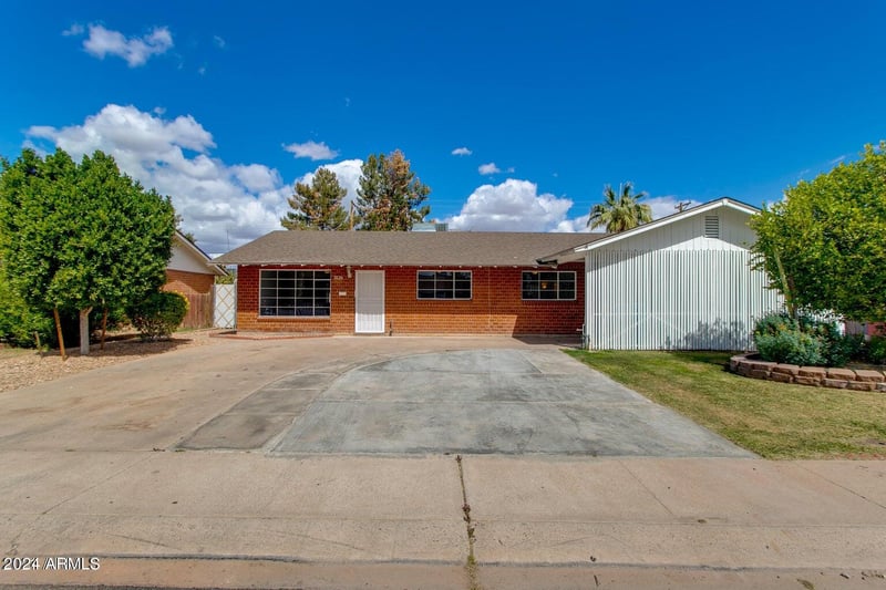 3126 Stella Ln, Phoenix, AZ 85017