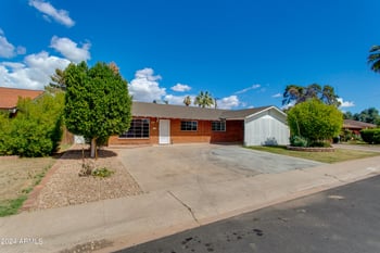 3126 Stella Ln, Phoenix, AZ 85017