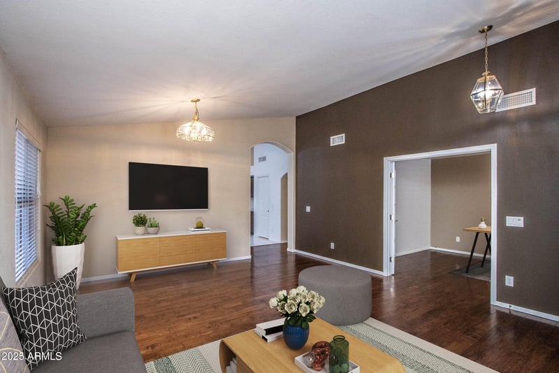 3127 Folgers Rd, Phoenix, AZ 85027