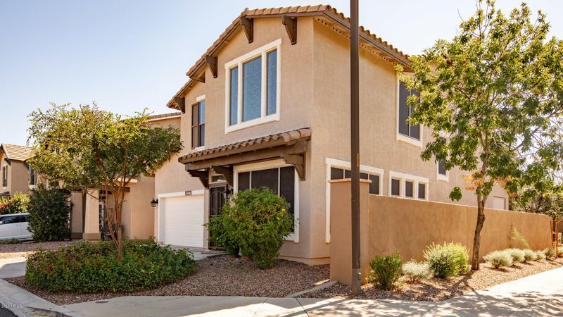 3127 S Lois Ln, Gilbert, AZ 85295