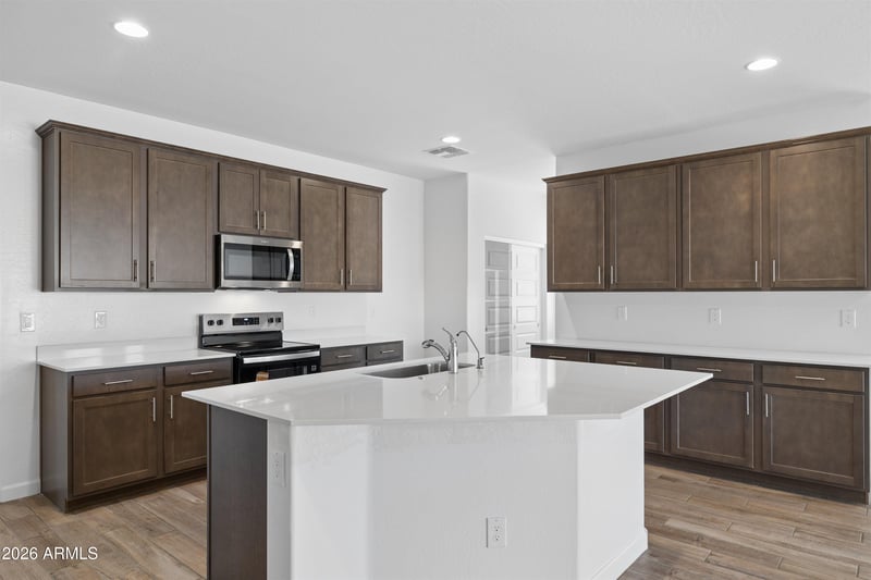 3127 W Sonrisa Ave, Apache Junction, AZ 85120