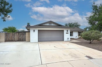 3127 W Yucca St, Phoenix, AZ 85029