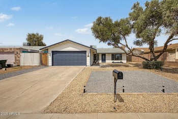 3128 Flynn Ln, Phoenix, AZ 85017