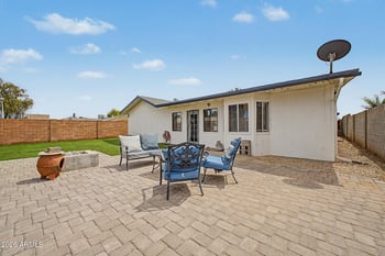 3128 Flynn Ln, Phoenix, AZ 85017