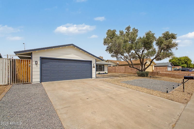 3128 Flynn Ln, Phoenix, AZ 85017